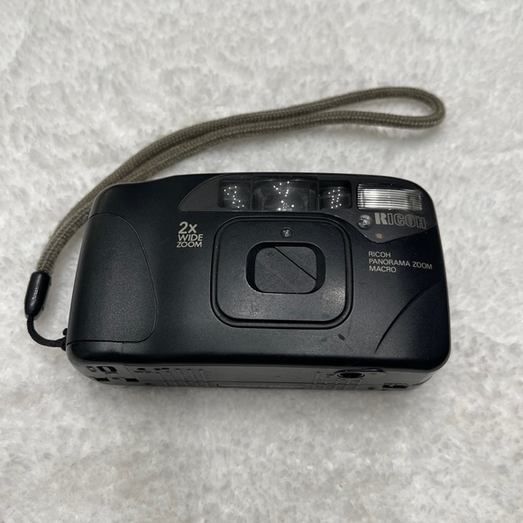 RICOH Shotmaster Ultra Zoom Super Panorama Zoom Macro Untested No Battery - Picture 1 of 3